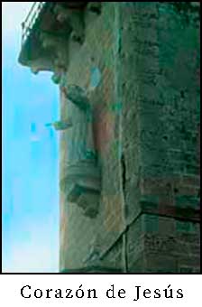 Puerta de los pajaros Comillas de Antonio Gaudi
